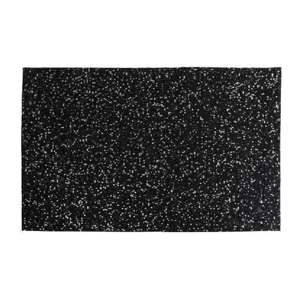 Zwart tapijt van koehuid