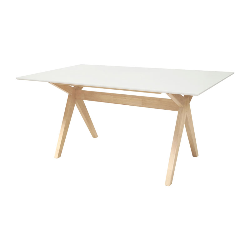 Witte tafel met hout
