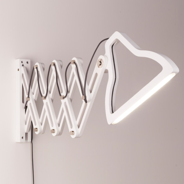 speer verzending taal Witte wandlamp hout - Zuiver LED it be - LUMZ.nl