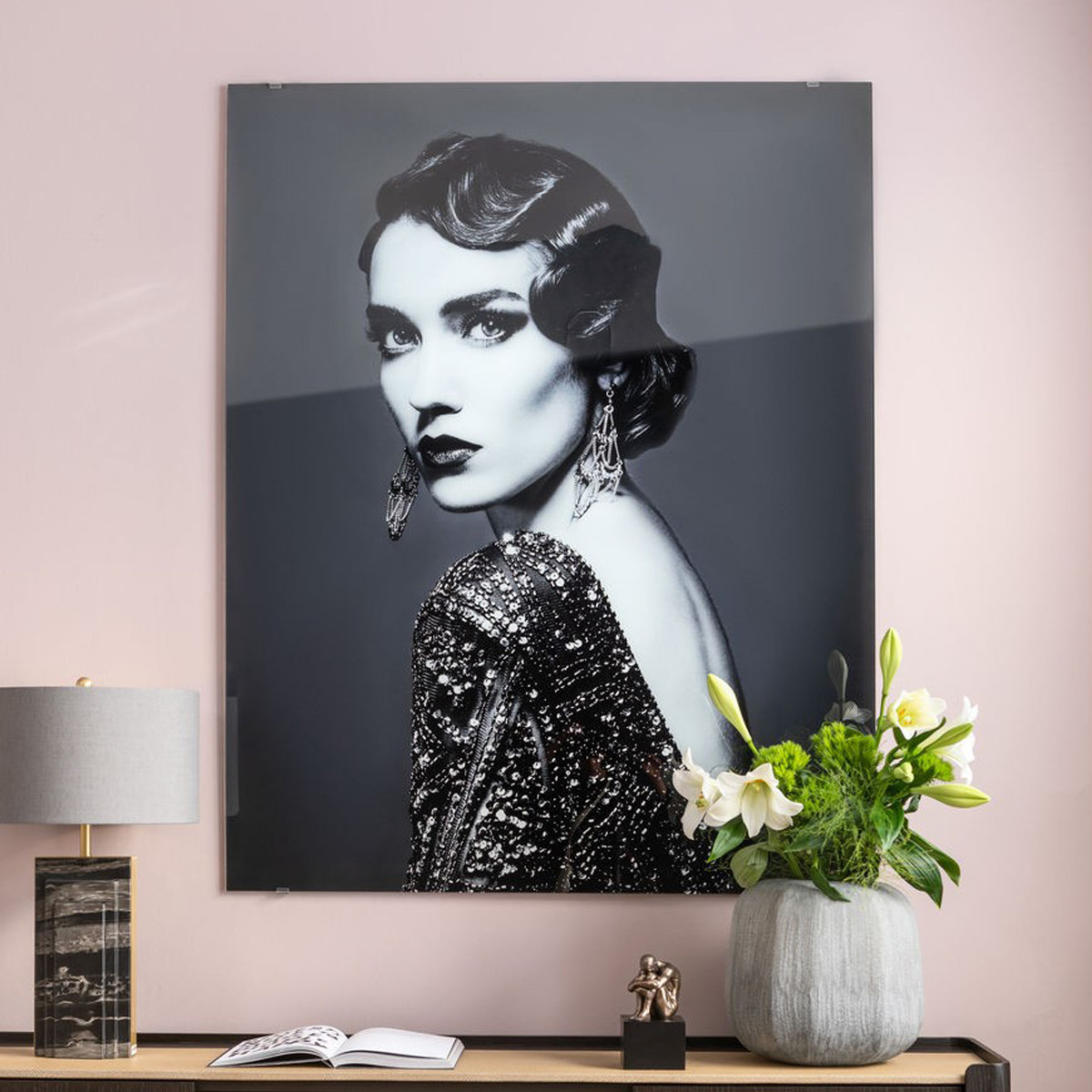 Aannames, aannames. Raad eens Huiswerk schotel Kare Design Beauty Lady | Glas schilderij zwart-wit| 51871 | LUMZ